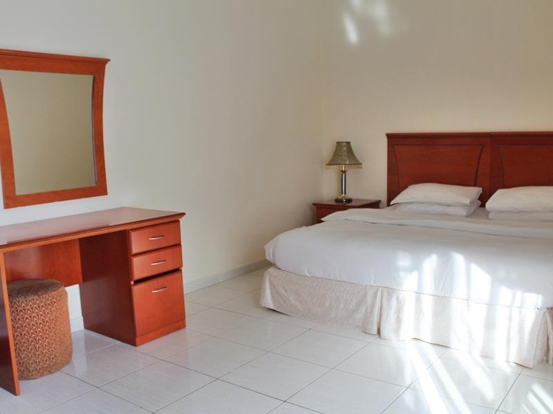 Emirates Palace Hotel Suites Sharjah Exterior photo