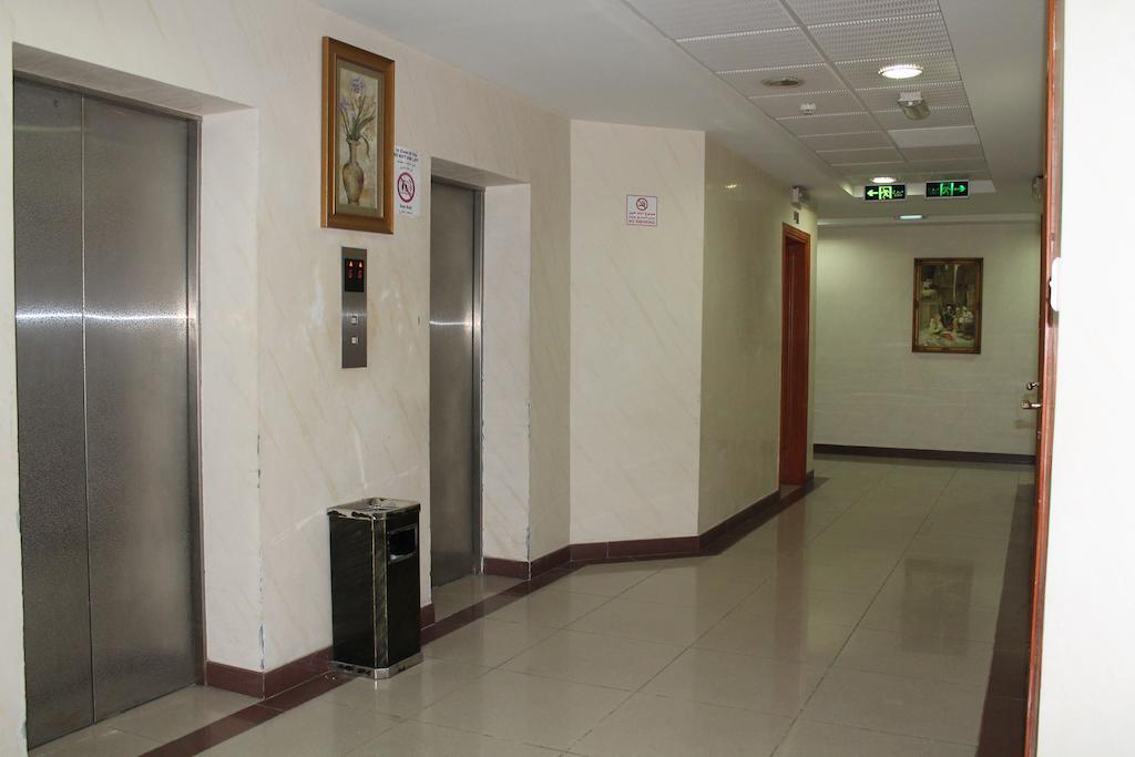 Emirates Palace Hotel Suites Sharjah Exterior photo
